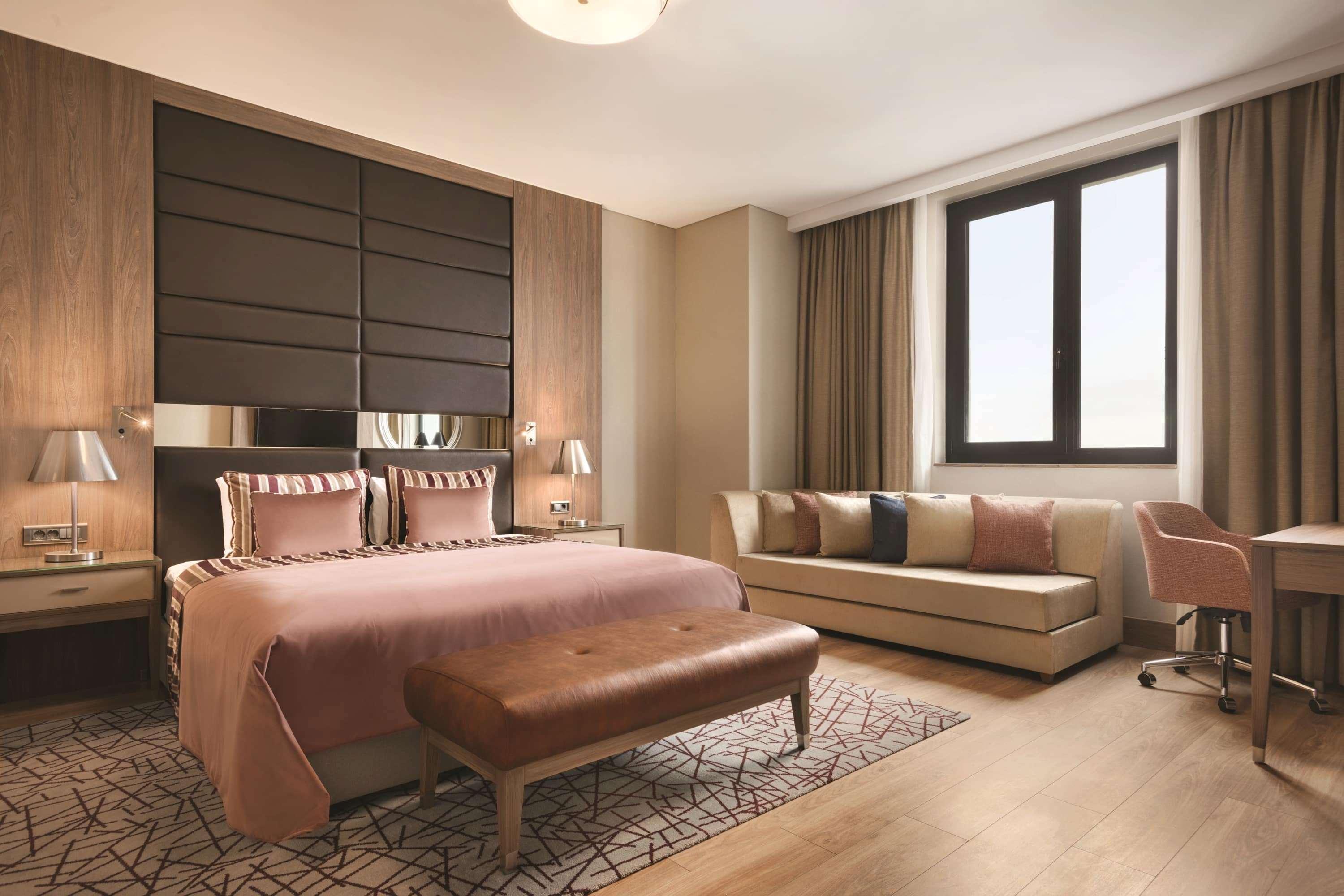 Tryp By Wyndham Istanbul Basin Ekspres Hotel Luaran gambar A bedroom at the hotel