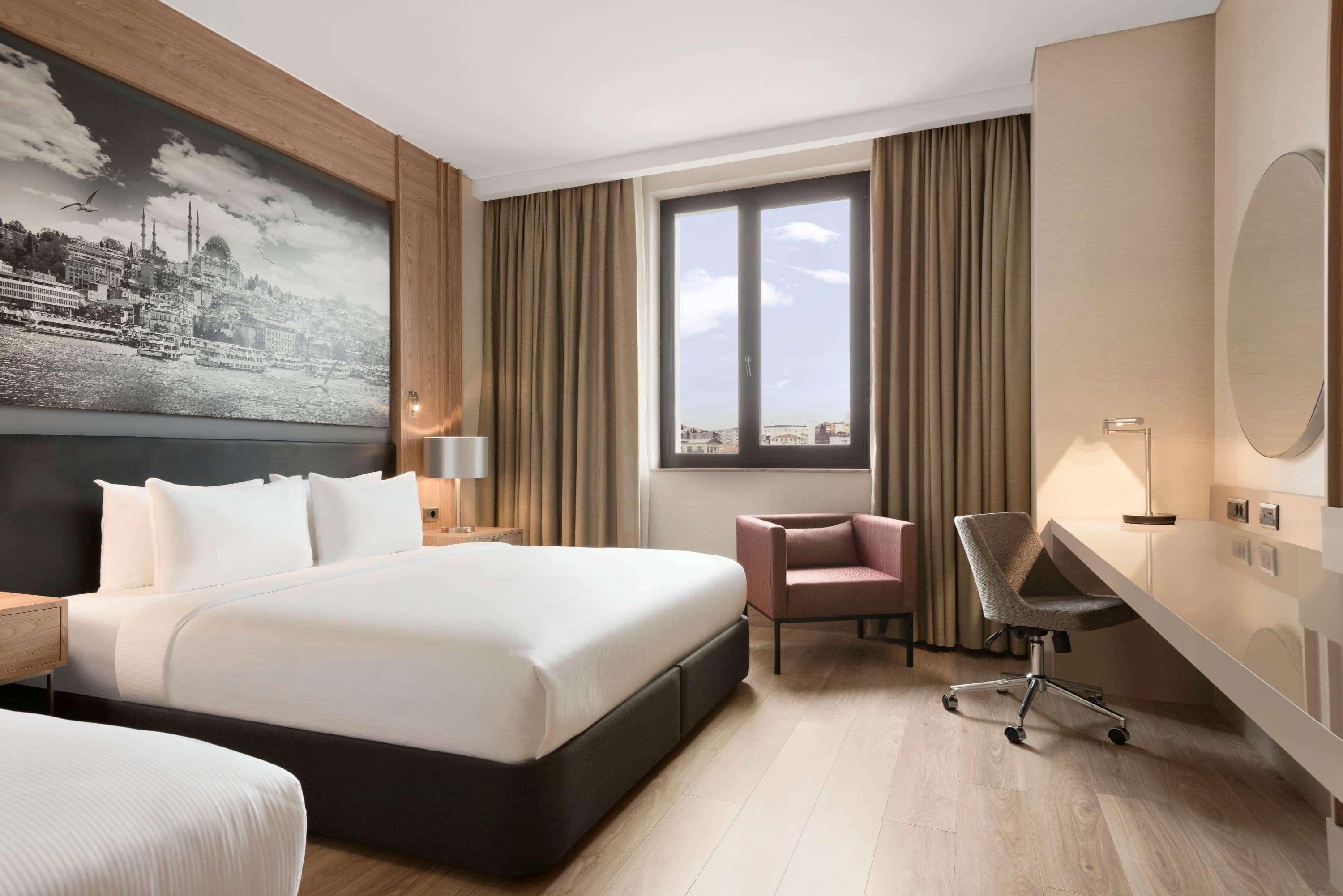 Tryp By Wyndham Istanbul Basin Ekspres Hotel Luaran gambar A room at the hotel