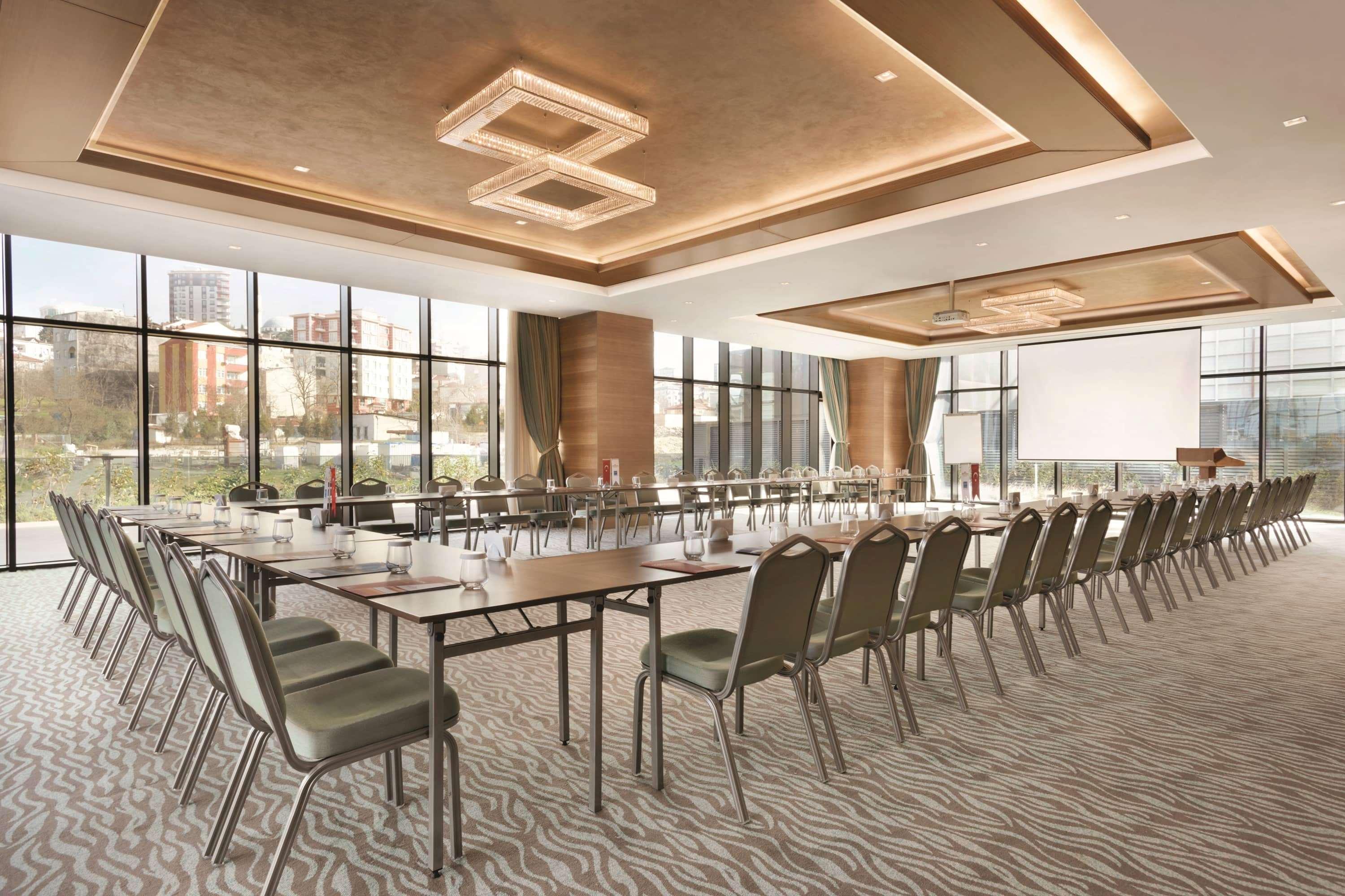 Tryp By Wyndham Istanbul Basin Ekspres Hotel Luaran gambar Meeting room