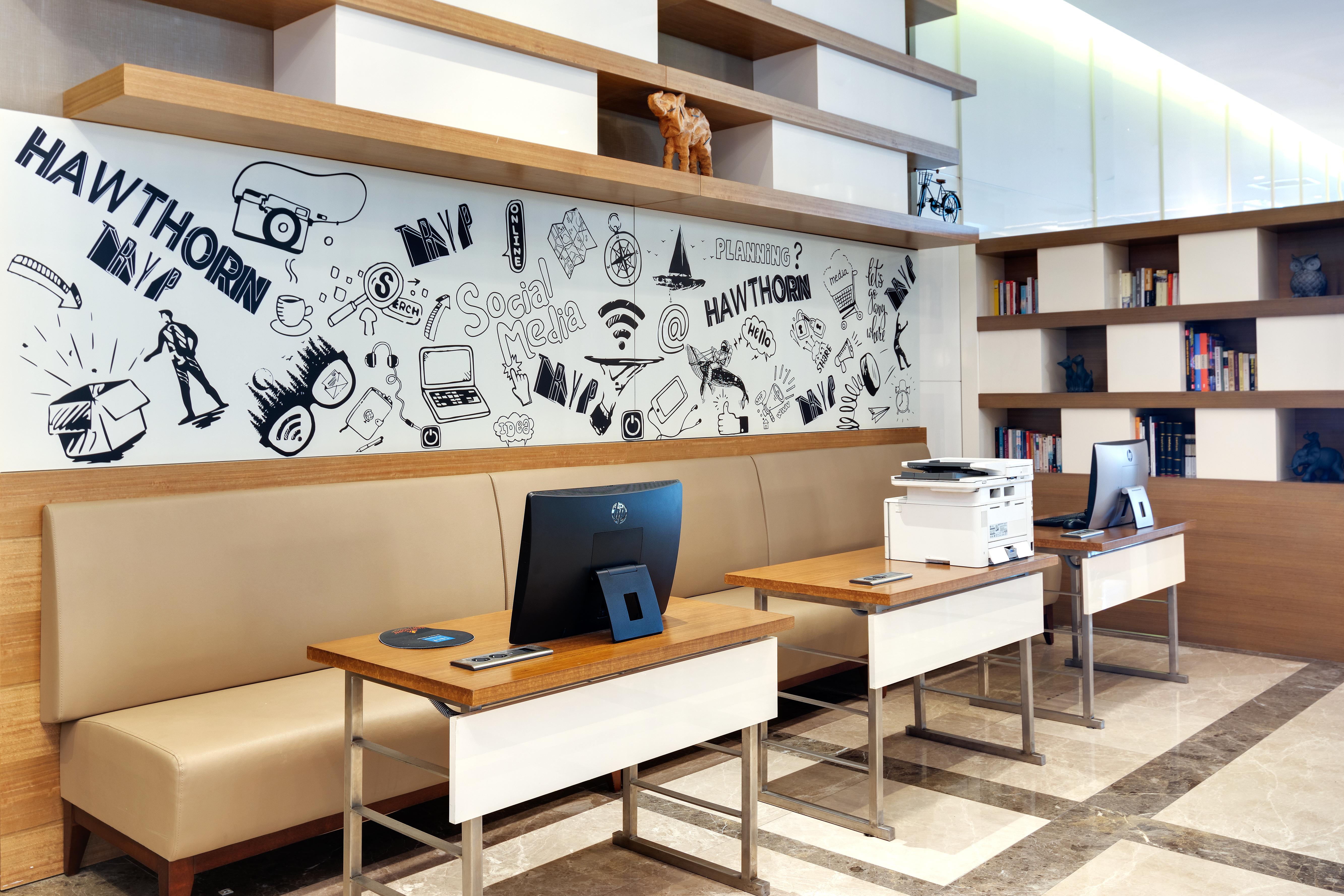 Tryp By Wyndham Istanbul Basin Ekspres Hotel Luaran gambar Business Center