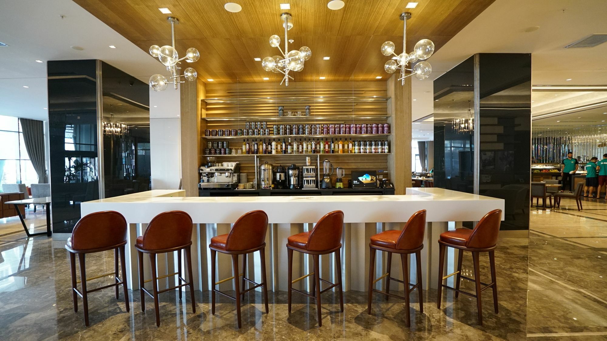 Tryp By Wyndham Istanbul Basin Ekspres Hotel Luaran gambar The bar at the lounge