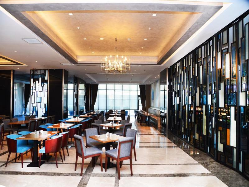 Tryp By Wyndham Istanbul Basin Ekspres Hotel Luaran gambar The restaurant